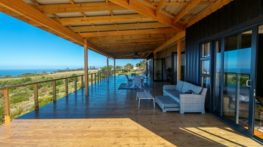 4 Bedroom Property for Sale in Hansmoeskraal A H Western Cape